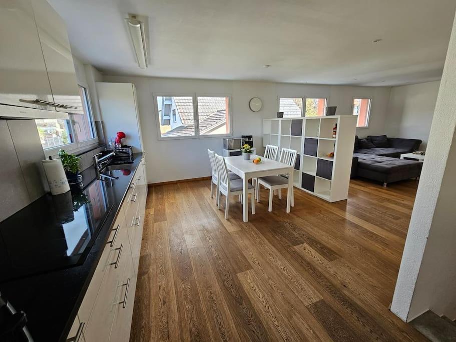Appartamento Private Etage 5 Min Vom Bahnhof - Parken - Kueche - Netflix Widnau Esterno foto